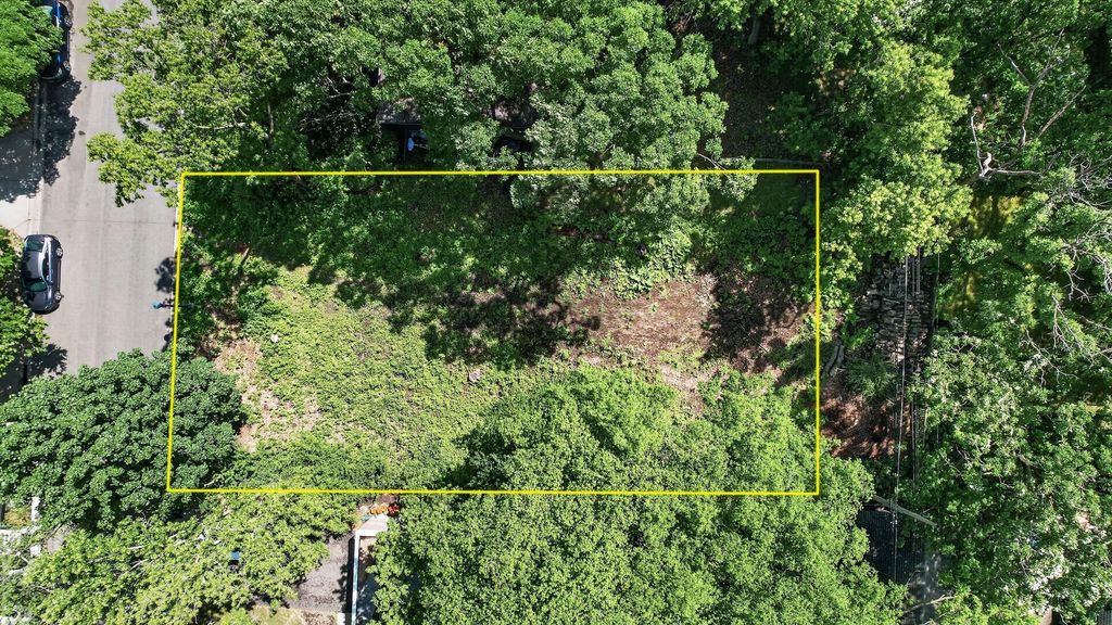 2146 Hoyt Avenue W, Saint Paul, MN 55108