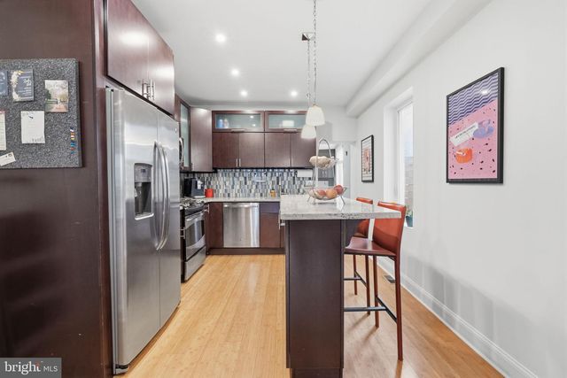 2233 BAINBRIDGE ST, Philadelphia, PA 19146