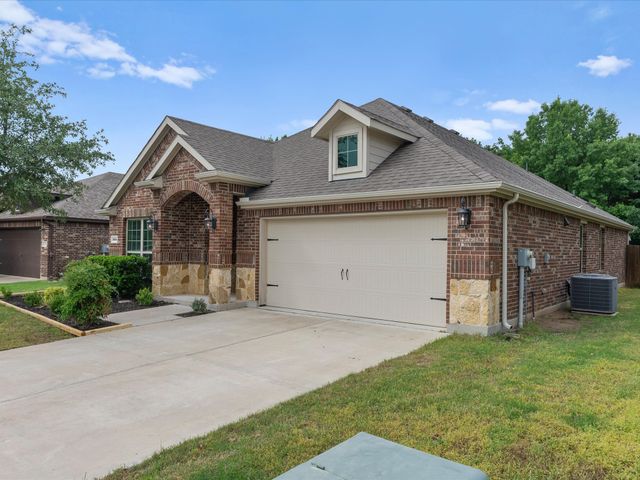 2913 Megan Street, Denton, TX 76209