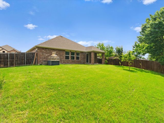 2913 Megan Street, Denton, TX 76209