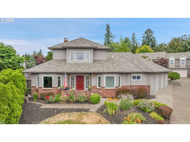 620 BARBARY Ct, Gladstone, OR 97027