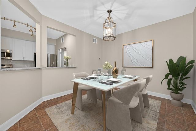 12625 Memorial Drive 17, Houston, TX 77024