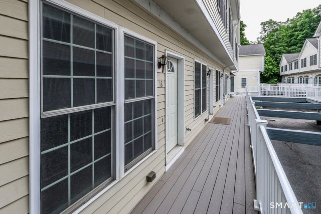 18 Wishing Well Lane 18, New Milford, CT 06776