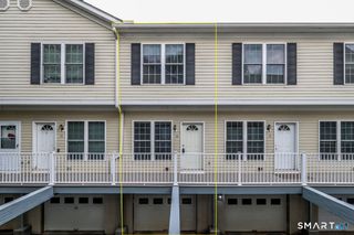 18 Wishing Well Lane 18, New Milford, CT 06776