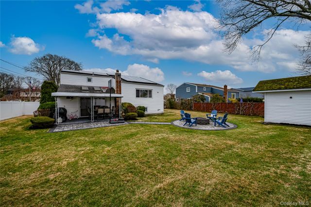 32 Imperial Drive, Selden, NY 11784