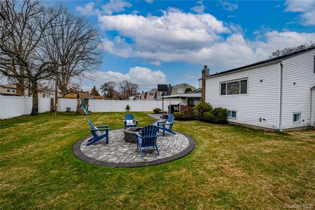 32 Imperial Drive, Selden, NY 11784