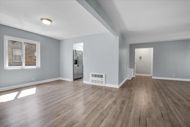 7351 N Ridge Boulevard 1A, Chicago, IL 60645