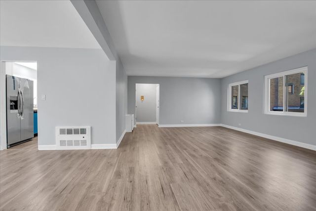 7351 N Ridge Boulevard 1A, Chicago, IL 60645