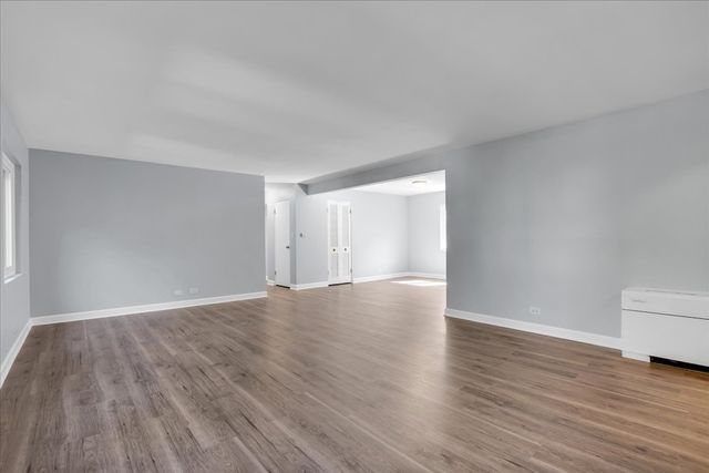 7351 N Ridge Boulevard 1A, Chicago, IL 60645