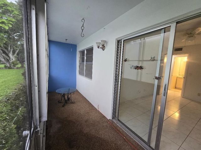 227 Kent N, West Palm Beach, FL 33417