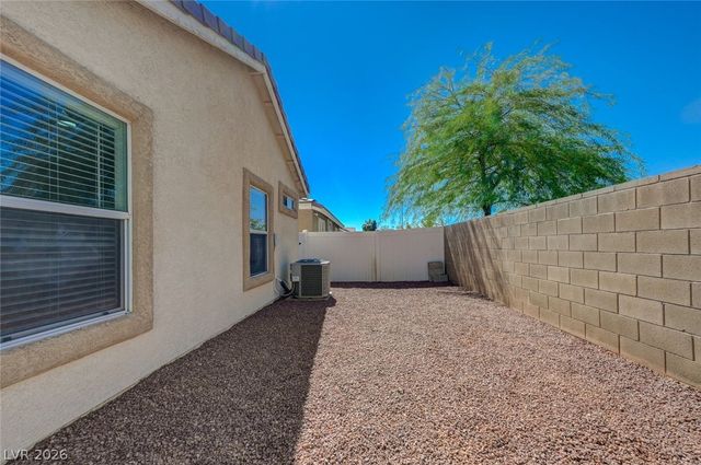 10451 Aloe Cactus Street, Las Vegas, NV 89141