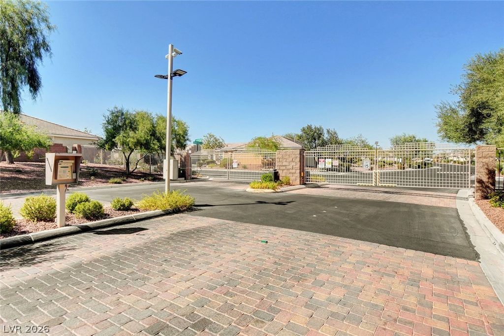 10451 Aloe Cactus Street, Las Vegas, NV 89141 — photo 4