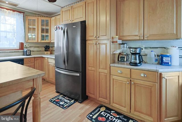 310 W LUDLOW ST, Summit Hill, PA 18250