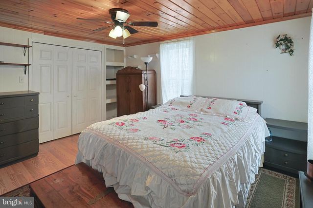 310 W LUDLOW ST, Summit Hill, PA 18250