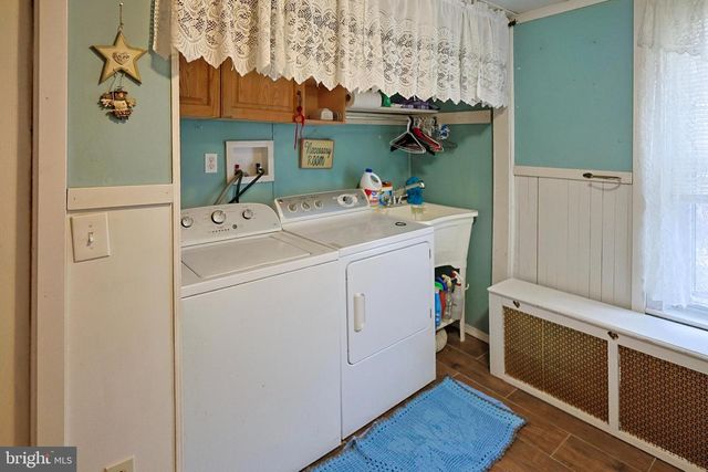 310 W LUDLOW ST, Summit Hill, PA 18250