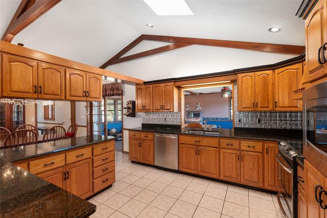 10880 NW 160TH AVENUE, Morriston, FL 32668