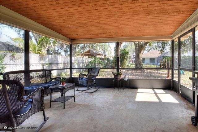1118 CYPRESS POINT W, Winter Haven, FL 33884