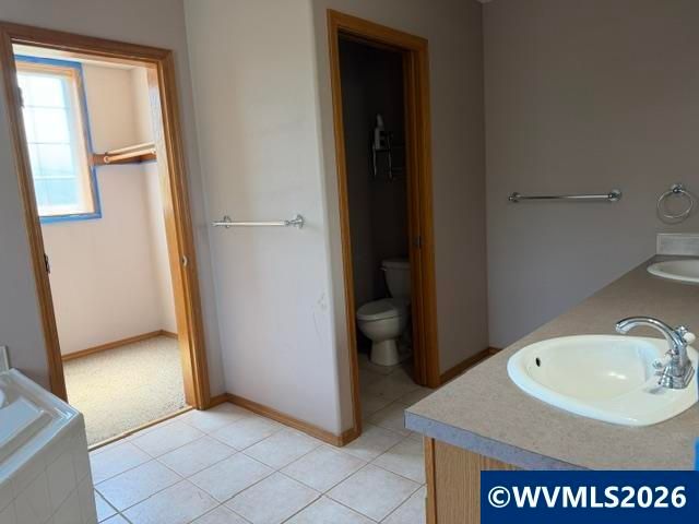 38266 E Knieriem Rd, Corbett, OR 97019