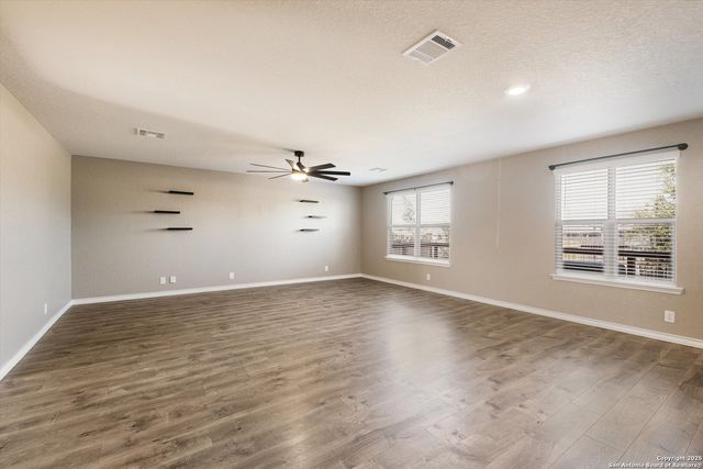 102 Bahama Woodstar, San Antonio, TX 78253