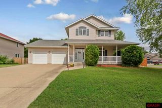 231 Woodhaven Lane, Mankato, MN 56011