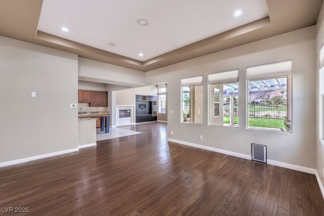 2913 Soft Horizon Way, Las Vegas, NV 89135