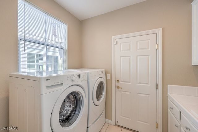 2913 Soft Horizon Way, Las Vegas, NV 89135