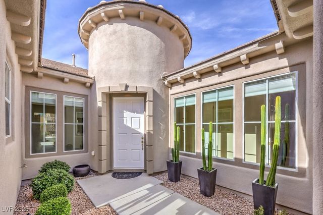 2913 Soft Horizon Way, Las Vegas, NV 89135
