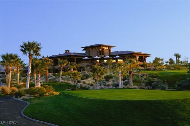 2913 Soft Horizon Way, Las Vegas, NV 89135