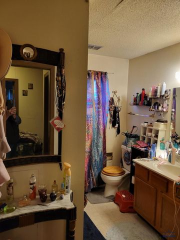 4336 BRONCO LN, Rapdi City, SD 57701