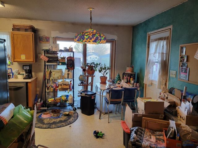 4336 BRONCO LN, Rapdi City, SD 57701