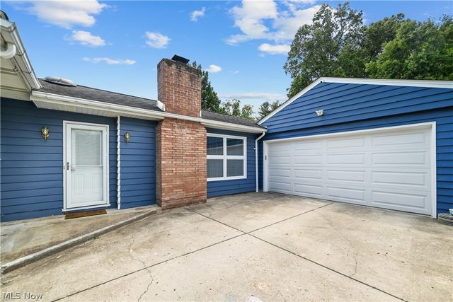 968 Brucewood Drive SE, Warren, OH 44484