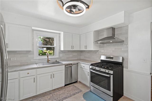968 Brucewood Drive SE, Warren, OH 44484