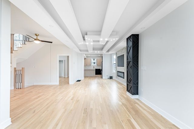 822 N Lockwood Avenue, Chicago, IL 60651