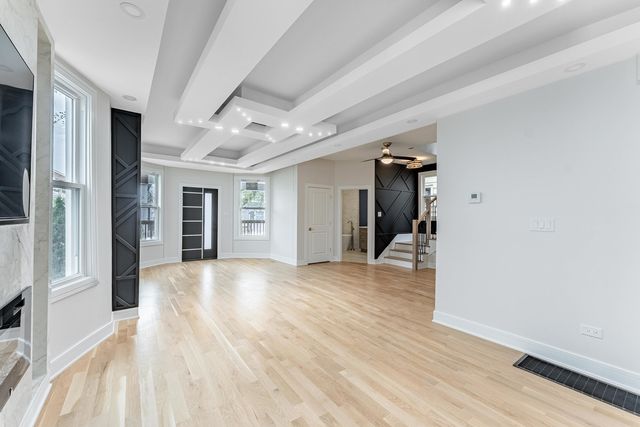 822 N Lockwood Avenue, Chicago, IL 60651