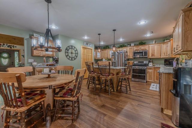 190 Galloway Drive, Hayesville, NC 28904