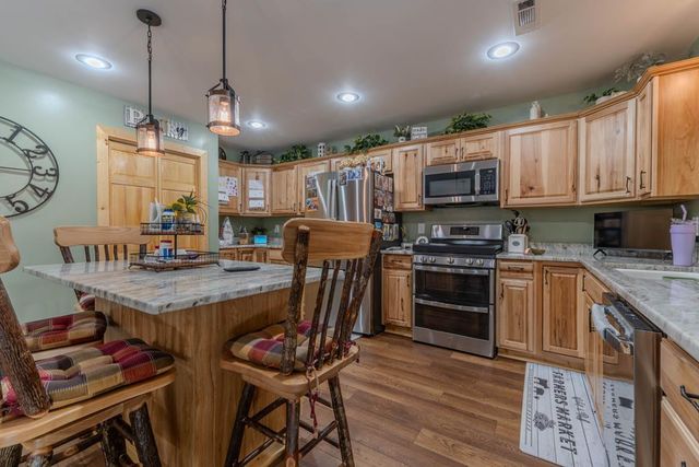 190 Galloway Drive, Hayesville, NC 28904