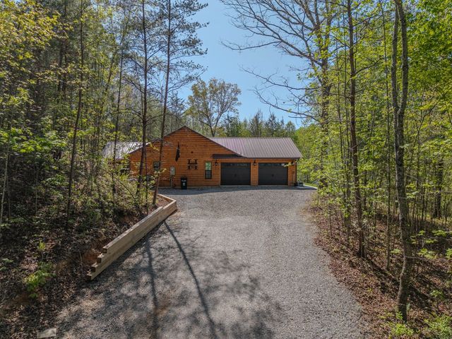 190 Galloway Drive, Hayesville, NC 28904