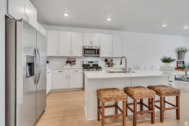 10036 N LIMESTONE WAY, Highland, UT 84003