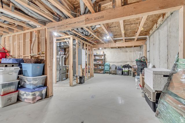 10036 N LIMESTONE WAY, Highland, UT 84003