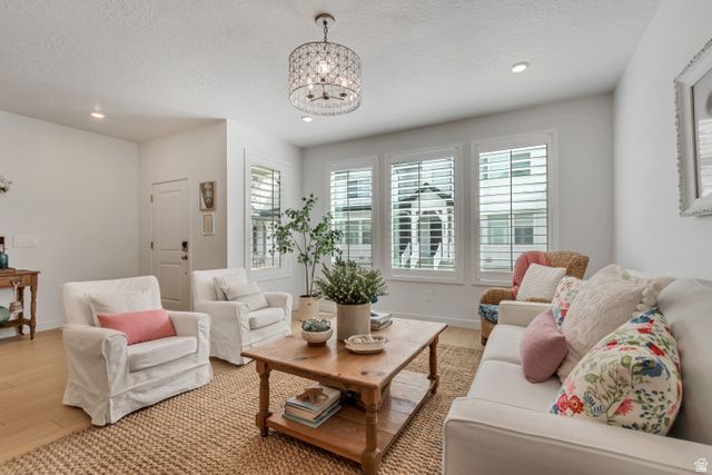 10036 N LIMESTONE WAY, Highland, UT 84003