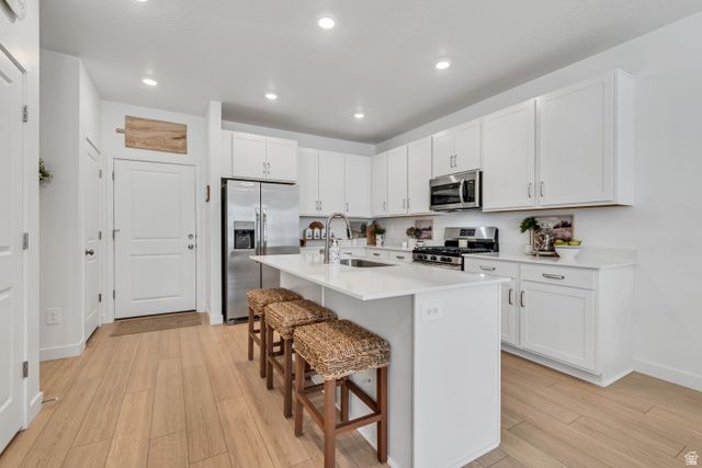 10036 N LIMESTONE WAY, Highland, UT 84003