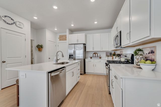 10036 N LIMESTONE WAY, Highland, UT 84003