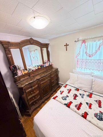 9726 133rd Street, Richmond Hill S., NY 11419