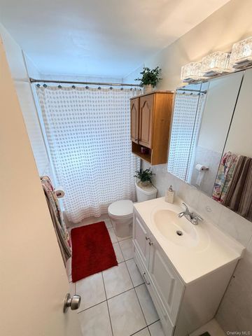 9726 133rd Street, Richmond Hill S., NY 11419