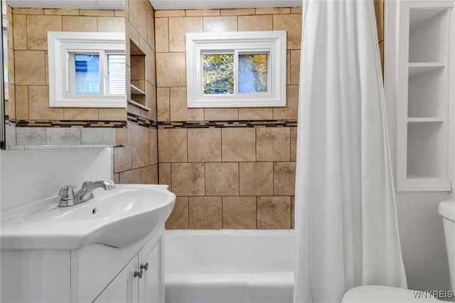 250 West Avenue, Buffalo, NY 14201