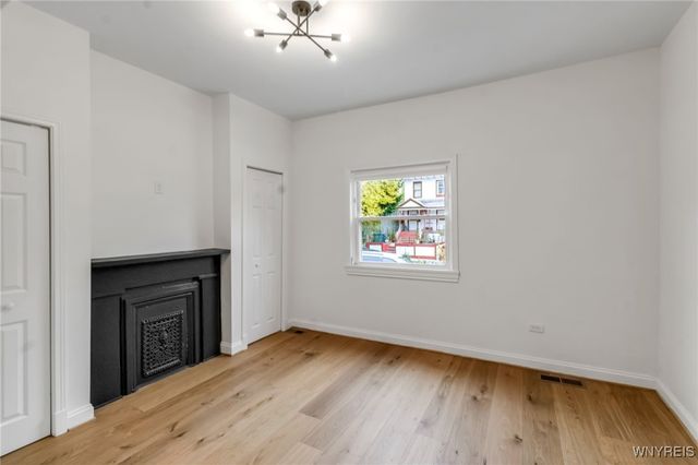 250 West Avenue, Buffalo, NY 14201