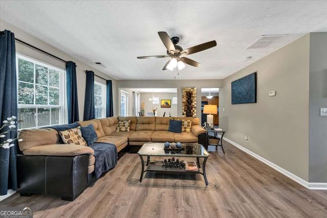 223 Topaz Drive, Dallas, GA 30132