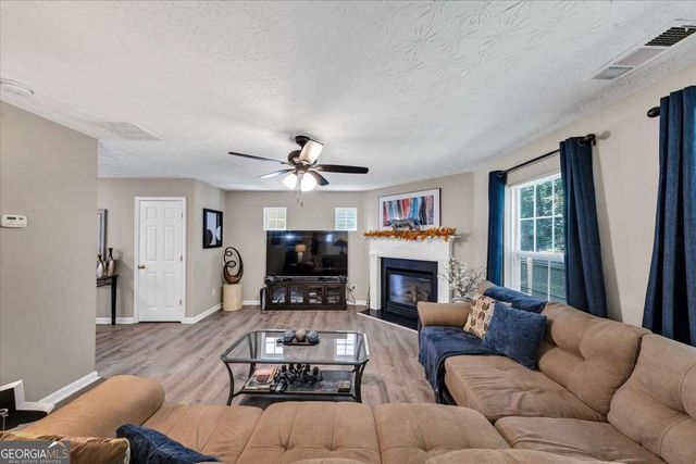 223 Topaz Drive, Dallas, GA 30132