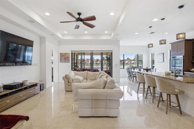 1296 SW 113th Way, Pembroke Pines, FL 33025