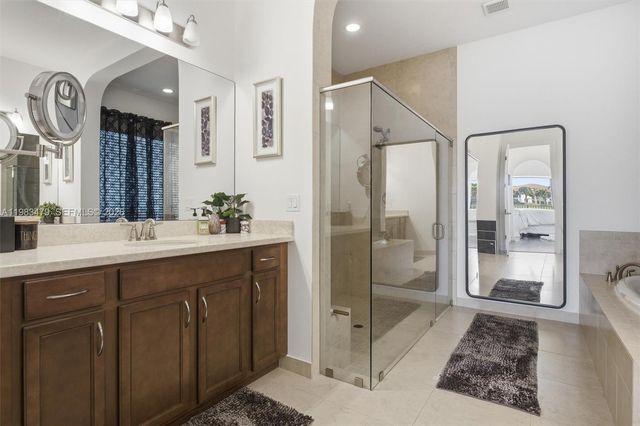 1296 SW 113th Way, Pembroke Pines, FL 33025